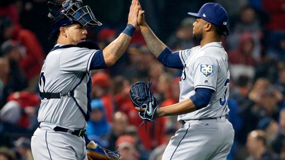 Snell strikes out 9, Rays top Red Sox for 7th straight win