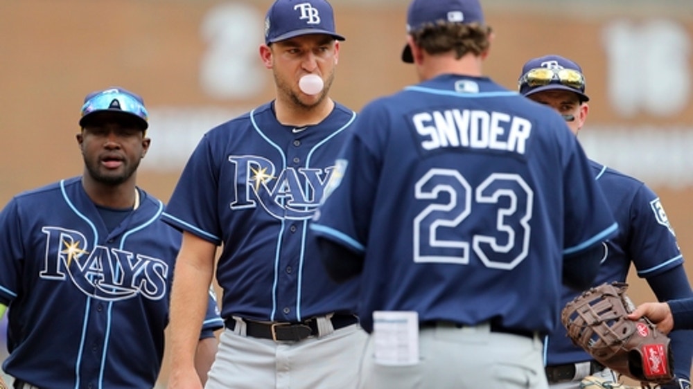 Hicks’ bunt lifts Tigers to 3-2 win over Rays in 12