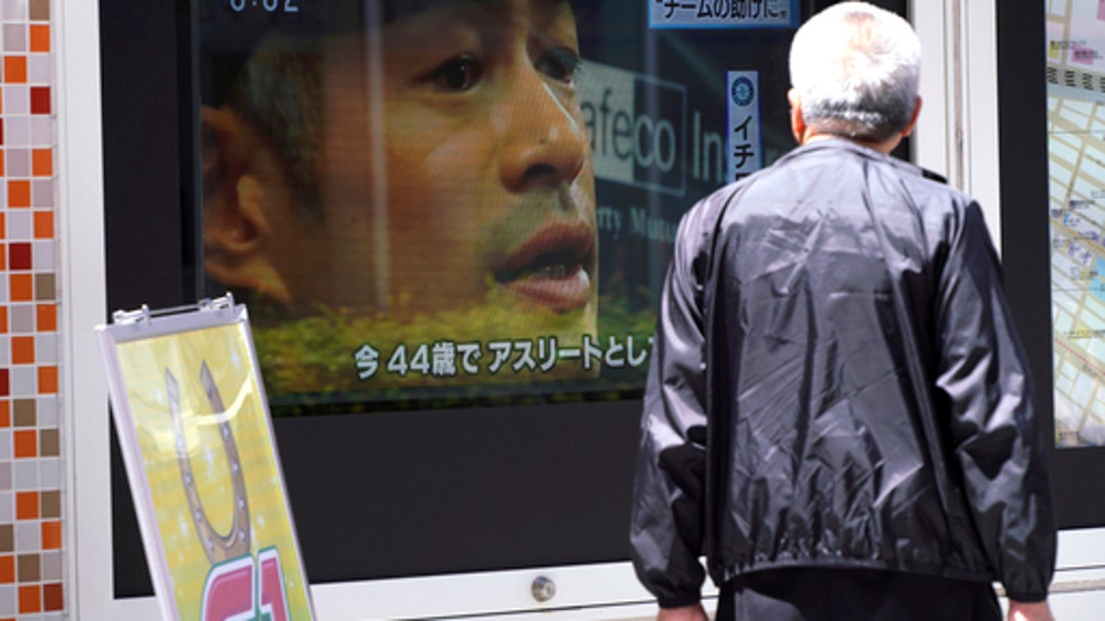 In Japan: Ichiro’s move start of long ‘Sayonara’ for legend