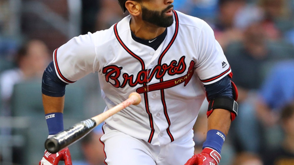 Braves release slumping Bautista, Camargo to play 3B