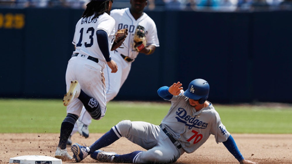 Hosmer homers again, Padres top Dodgers 3-0 in Mexico finale