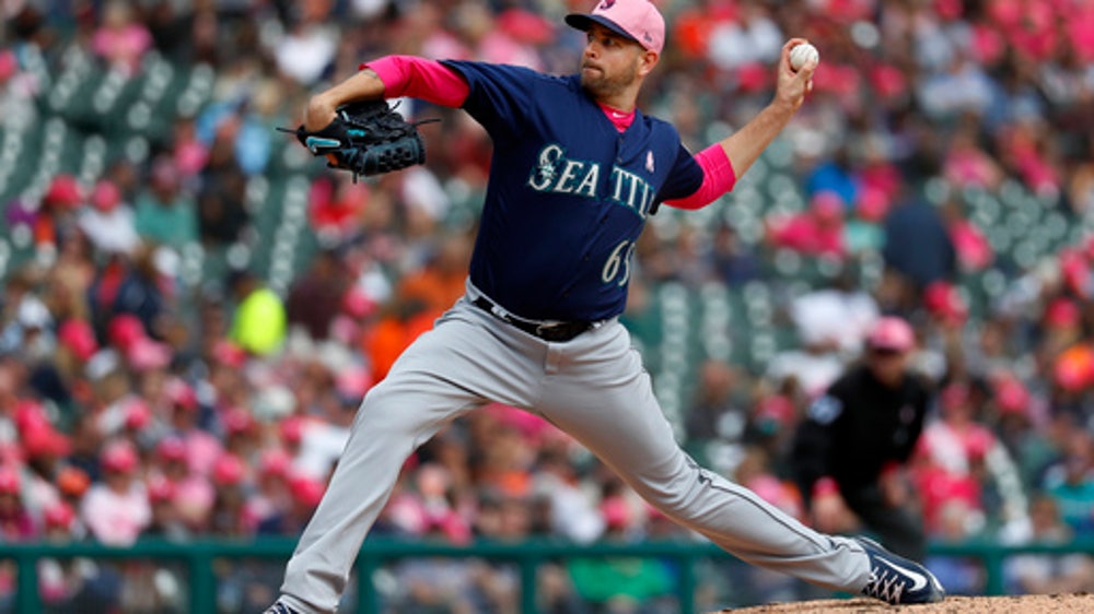 Tigers top Mariners 5-4, Cano fractures hand