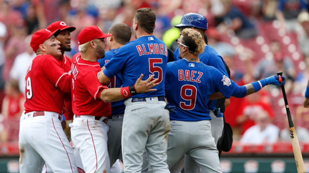 Hamilton’s walk-off walk gives Reds 5-4 win over Cubs
