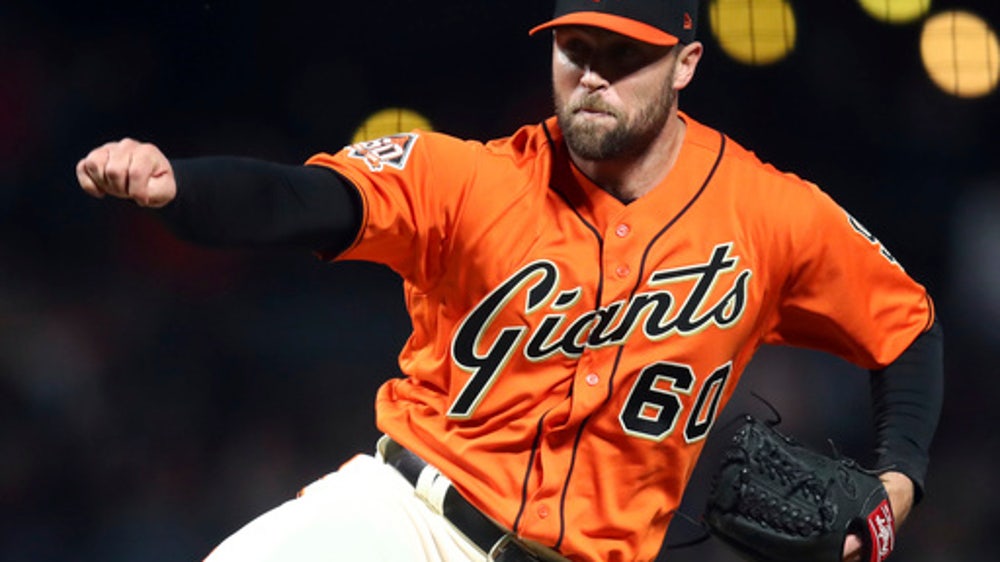 Stratton, 3 relievers help Giants beat Phillies 4-0