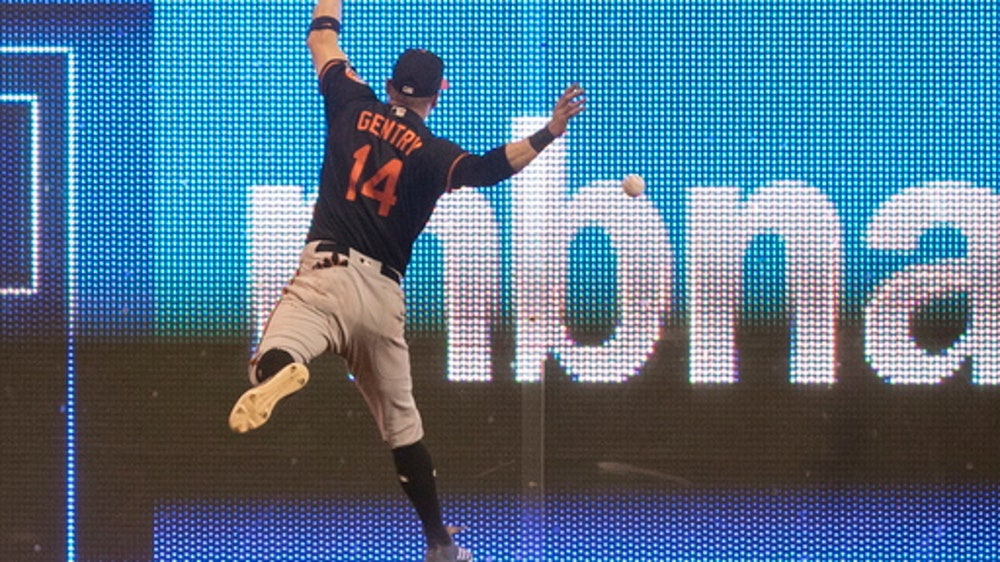 Happ gets 100th career win, Blue Jays top Orioles 5-1