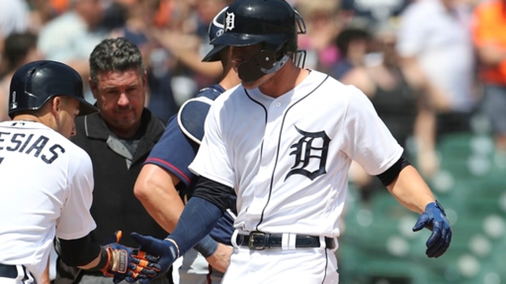 Jones homers in seventh to lead Tigers over Twins, 3-1