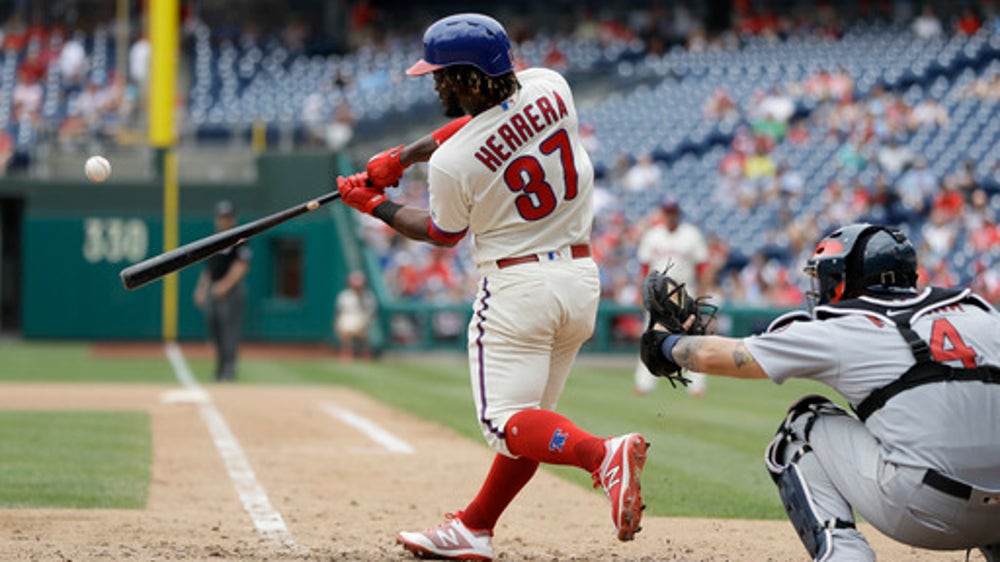 Herrera’s solo homer lifts Phils to 4-3 win over Cardinals