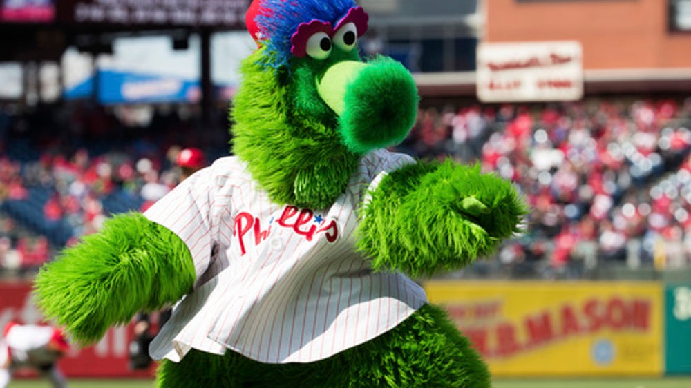 Phillies fan injured by flying hot dog launched by Phanatic