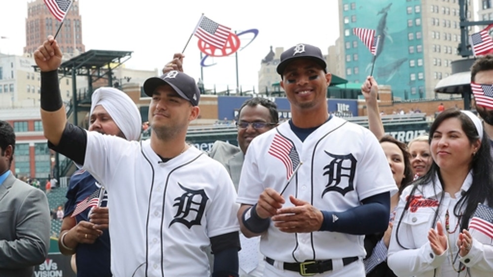 Iglesias, Martin part of pregame citizenship ceremony