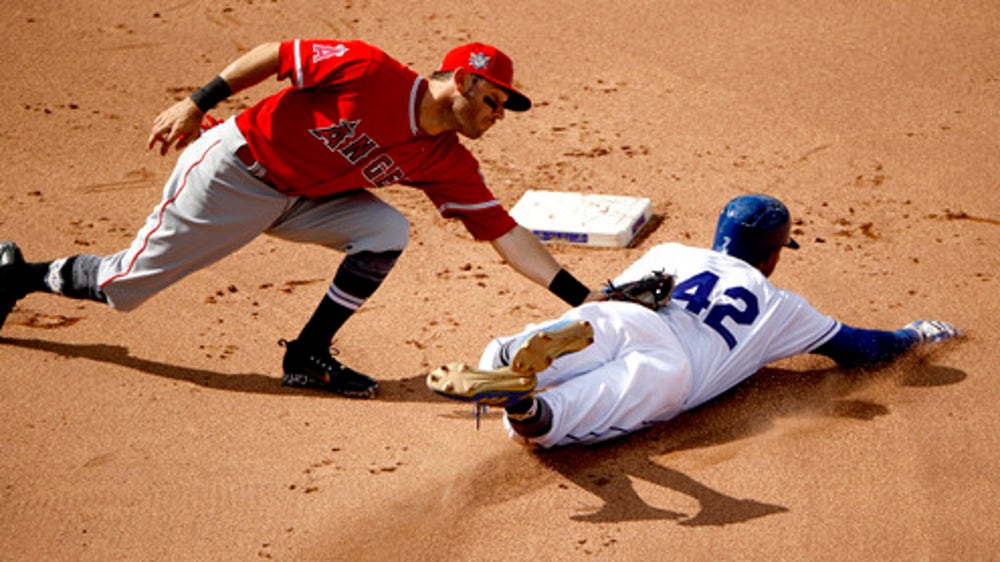 Keller dazzles as Royals hold off Angels 2-0 in makeup game