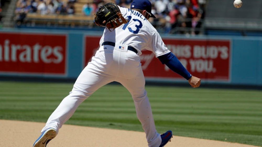 Rizzo, Russell, Cubs erupt after Kershaw exits, beat Dodgers