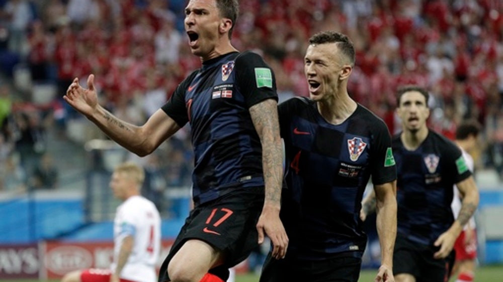 Subasic saves 3 in shootout, Croatia advances at World Cup