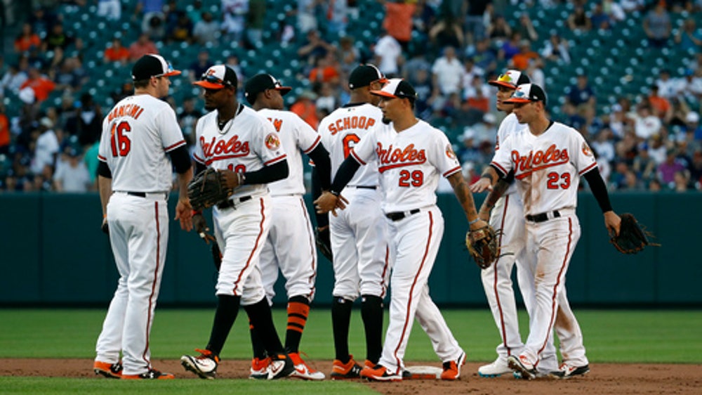 Valencia HR carries Orioles past Yankees 5-4 in DH opener