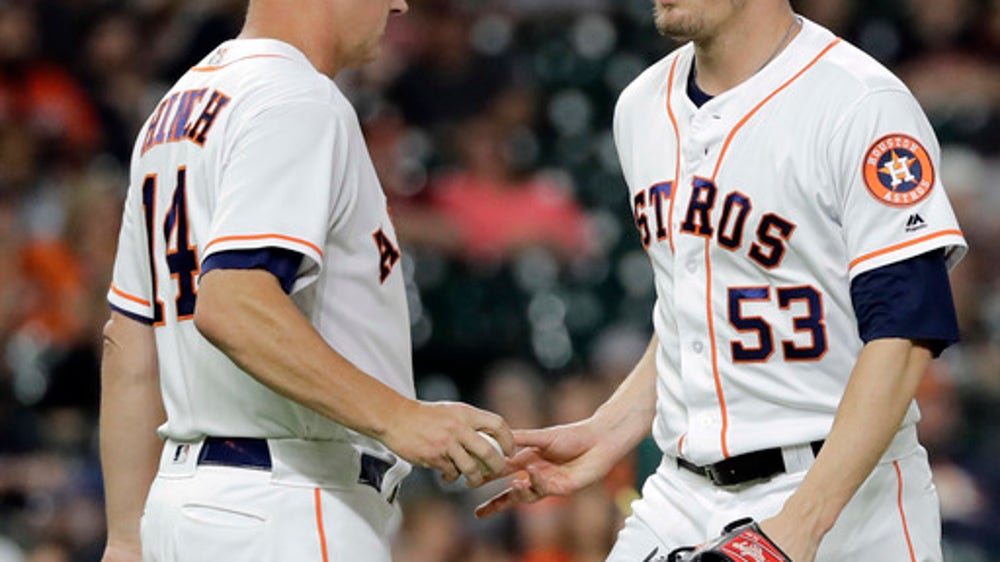 Astros send reliever Ken Giles to Triple-A