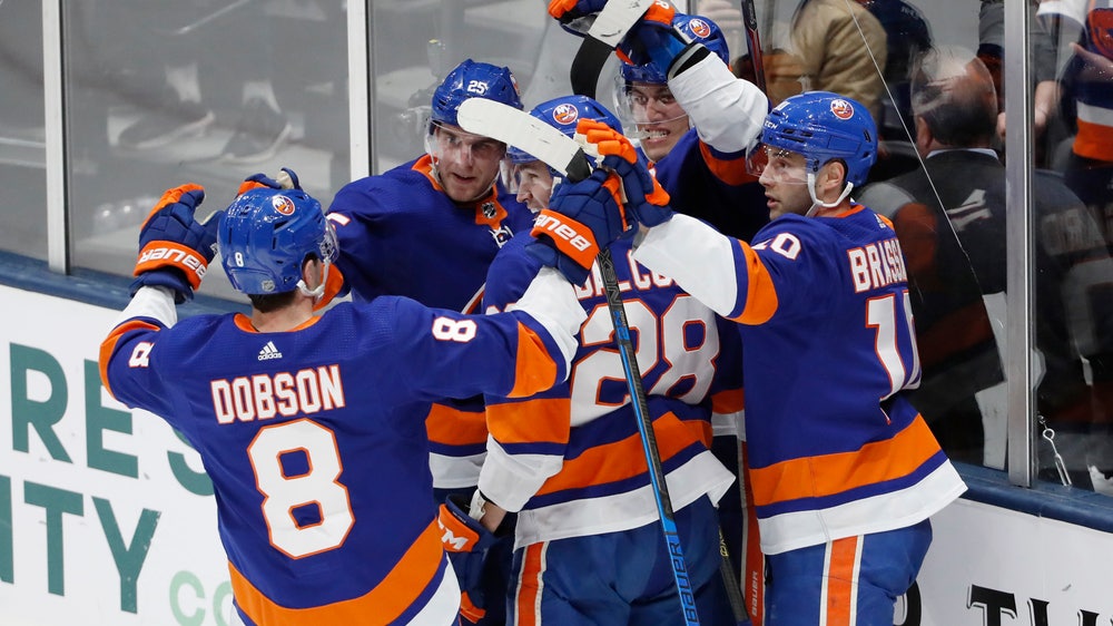 Varlamov, Lee lead Islanders to 1-0 win over Avalanche