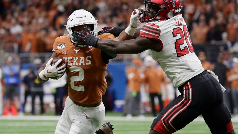 Ehlinger leads Texas' Alamo Bowl romp over No. 12 Utah 38-10