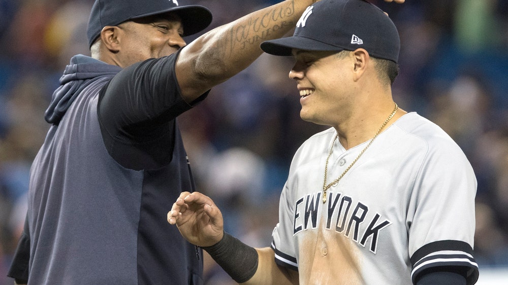 Urshela HRs twice, streaking Yanks outslug Bichette, Jays