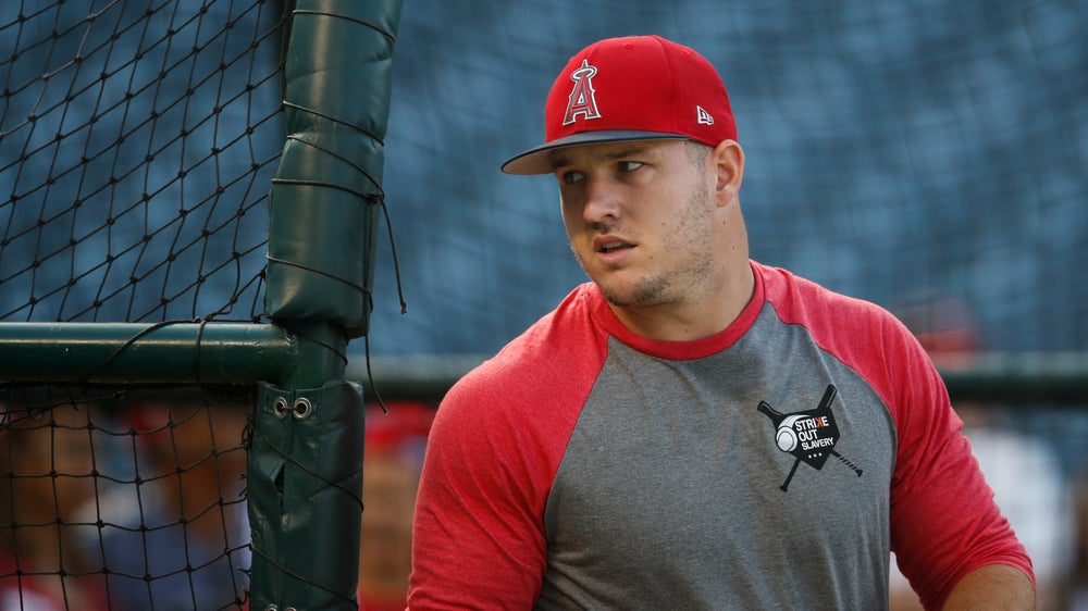 Trout returns to Angels lineup following death in family