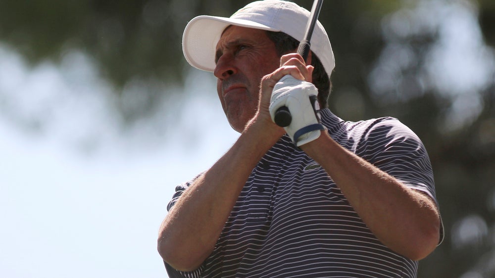 Arnaus, Cabrera Bello lead Spanish Open after 2 rounds