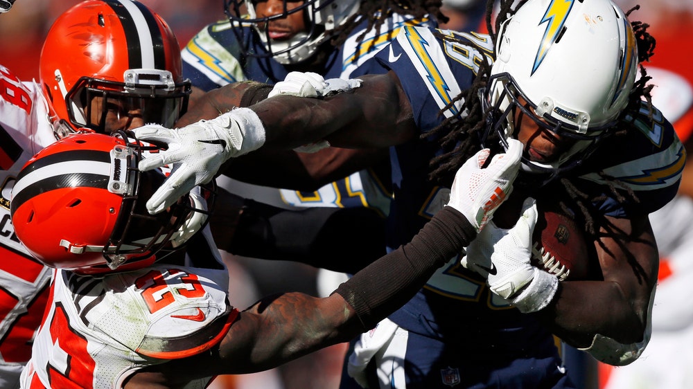 Chargers romp over Browns on first stop of London trip