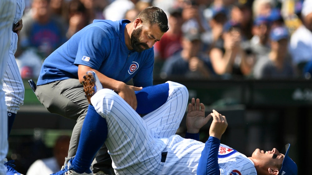 Cubs' Rizzo sprains right ankle, set for MRI on Monday