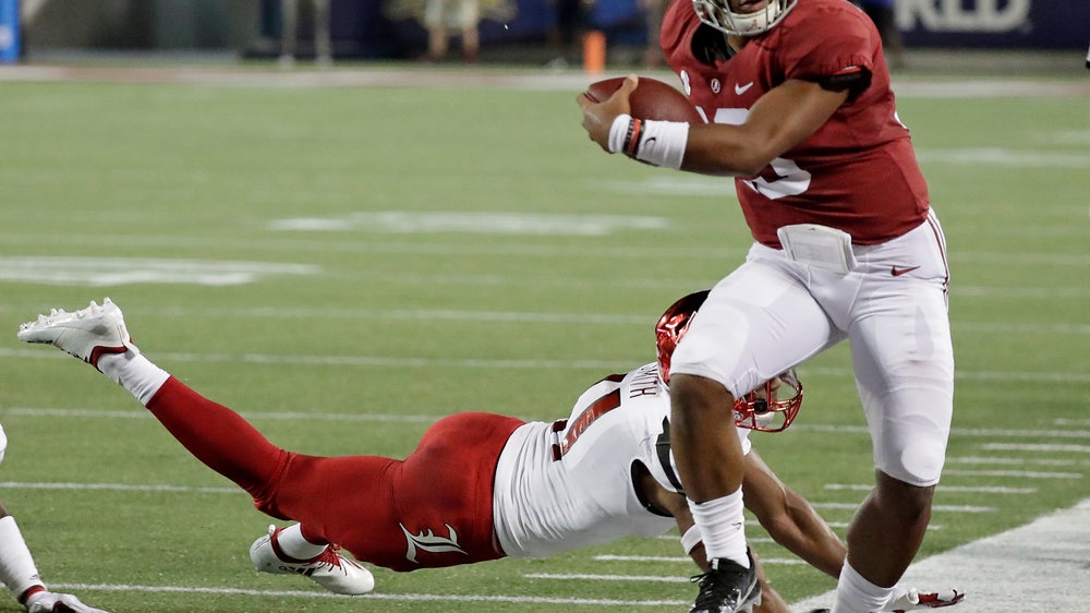 Tagovailoa shines, No. 1 Alabama routs Louisville 51-14
