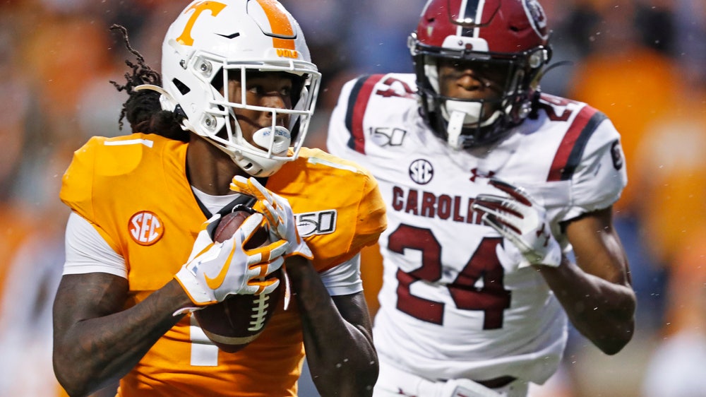 Tennessee beats South Carolina 41-21 without Maurer