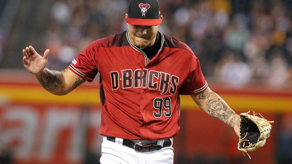 Walker returns, Locastro lifts D'backs over Padres in 9th