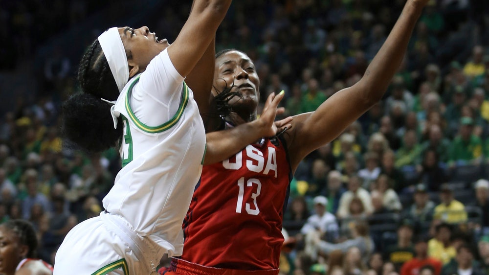 Ionescu and No. 1 Oregon stun US women's national team