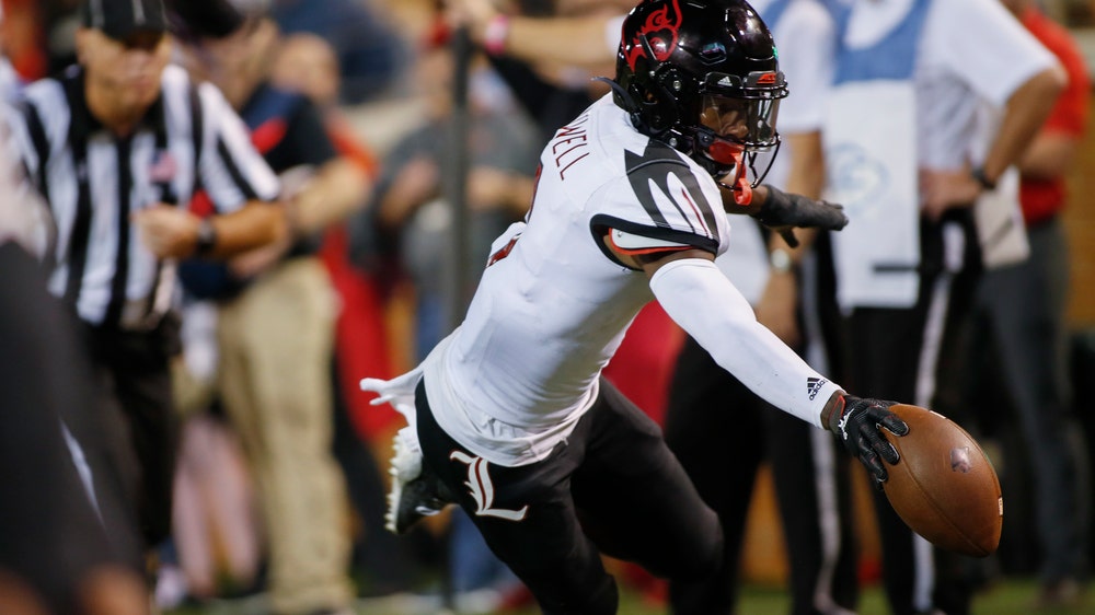 Louisville earns wild 62-59 win over No. 19 Wake Forest