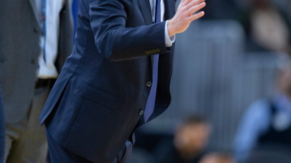 Stanford overcomes sloppy game to beat San Diego 62-59