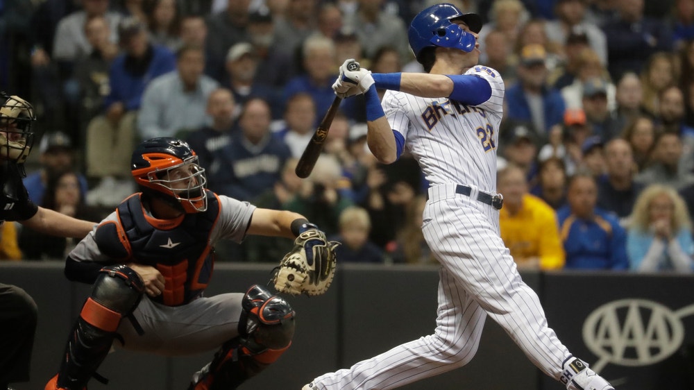 Yelich hits 2 HRs, Brewers draw even in NL Central with Cubs
