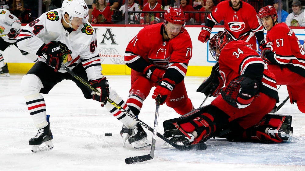 Mrazek, Hurricanes post 4-0 shutout of Chicago