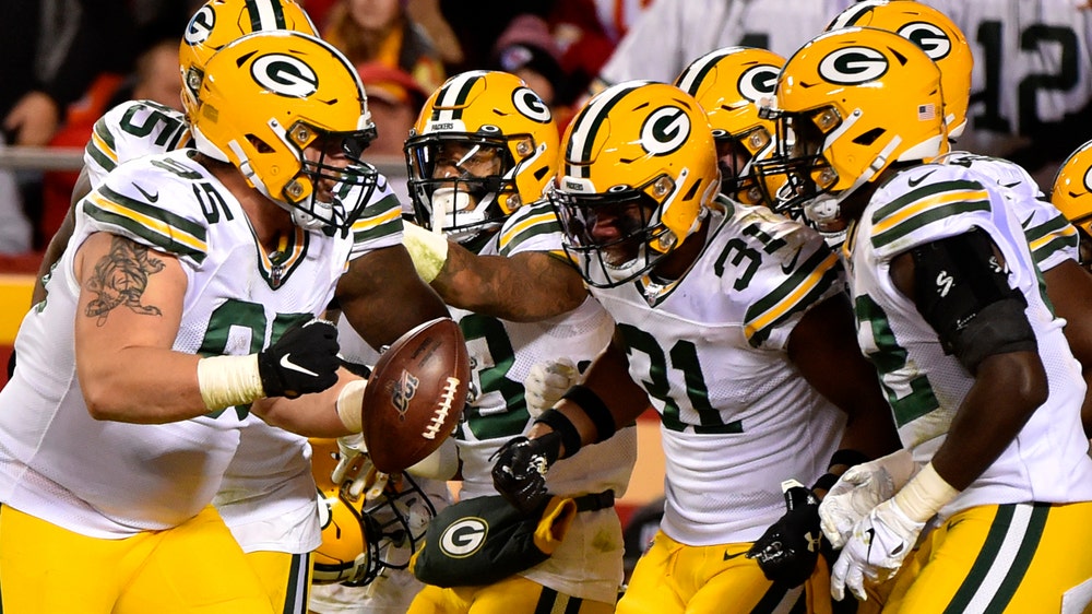 Rodgers' strong play has Packers off to 7-1 start