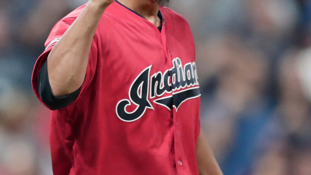 Indians beat Phillies 5-2, remain tied for 2nd AL wild card