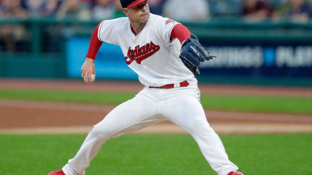Kluber wins 19th, strikes out 11 as Indians top White Sox