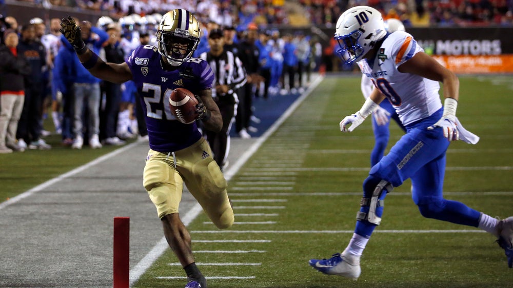 Washington routs No. 18 Boise State in Petersen's last game