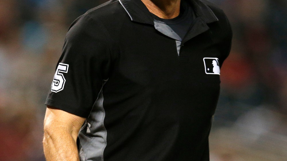 Hernandez reversed on 3 of 4 replays in Yanks-Red Sox Game 3