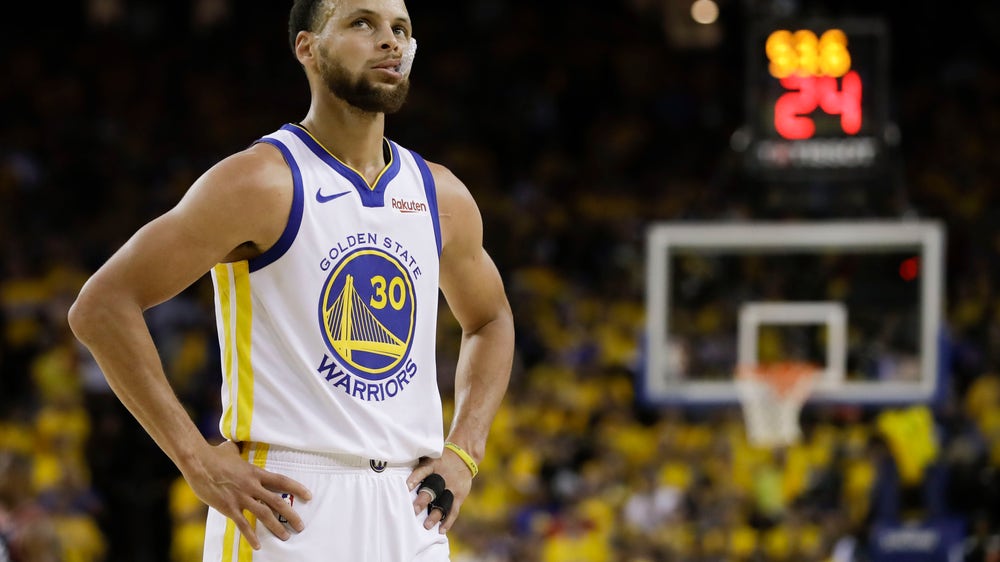 Curry’s heroics not enough to save Warriors in Game 3
