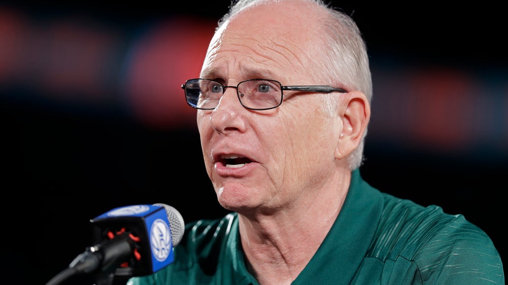 Hurricanes, Hernandez happy he decided not to turn pro