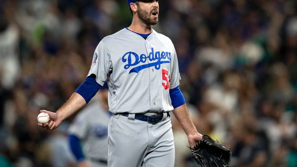 Balk-off: Mariners beat Dodgers 5-4 on Floro’s flinch