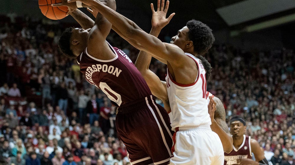 Hall leads Alabama’s 83-79 upset of No. 22 Mississippi State
