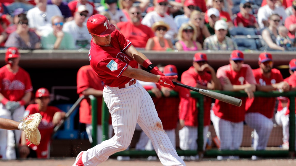 Mariners’ Hernandez gets off to shaky spring start