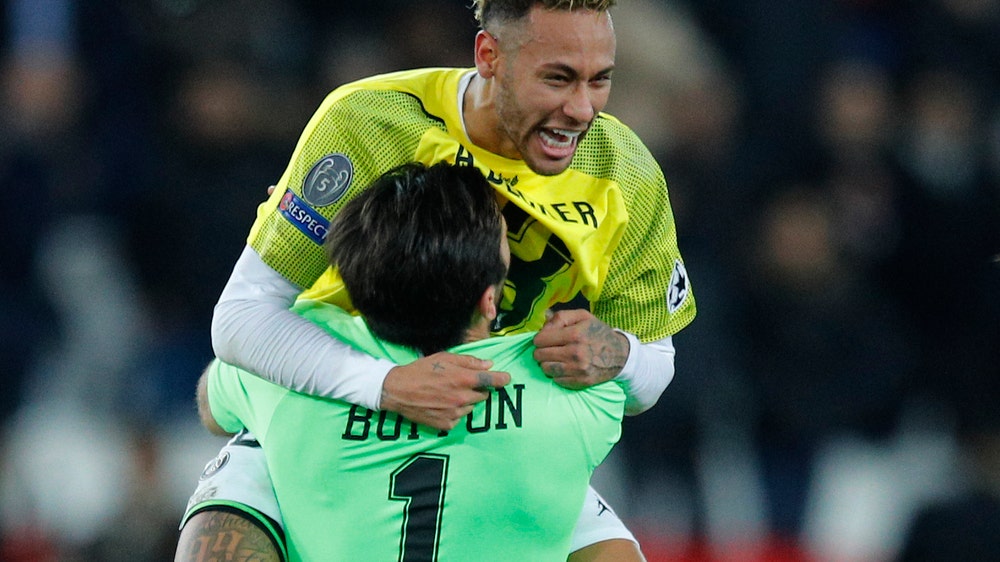 4 advance in Champions League, Liverpool risk early exit