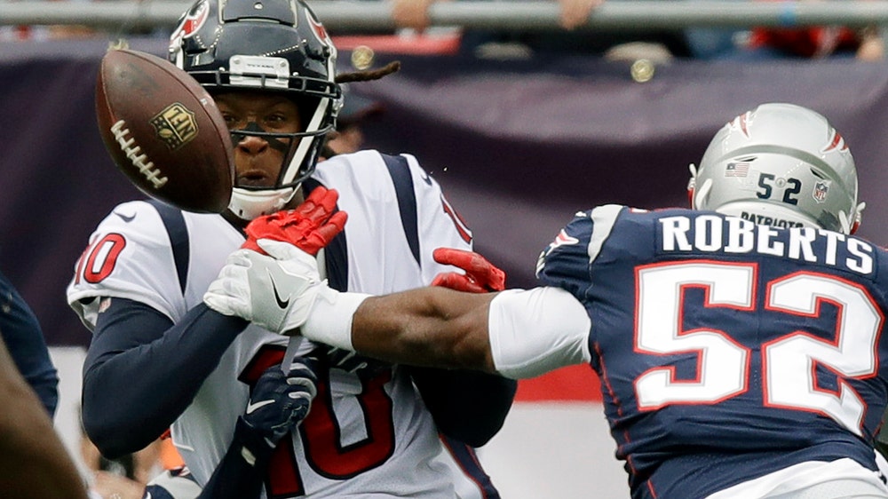 Brady finds plenty of targets in 27-20 win over Texans