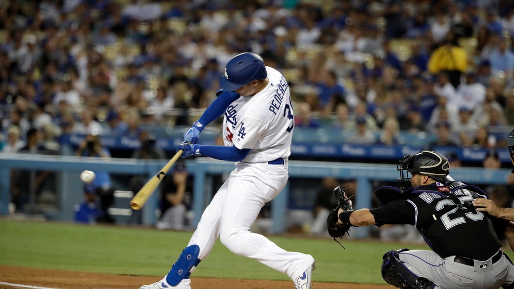 Pederson's 2 HRs give Dodgers NL record in 7-3 win over Rox