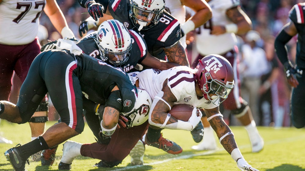 Mond, Small lead No. 22 Texas A&M to 26-23 win vs. Gamecocks