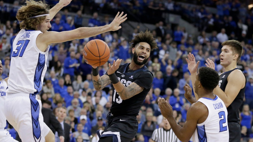 Norvell’s 28 points rallies No. 1 Zags past Creighton 103-92