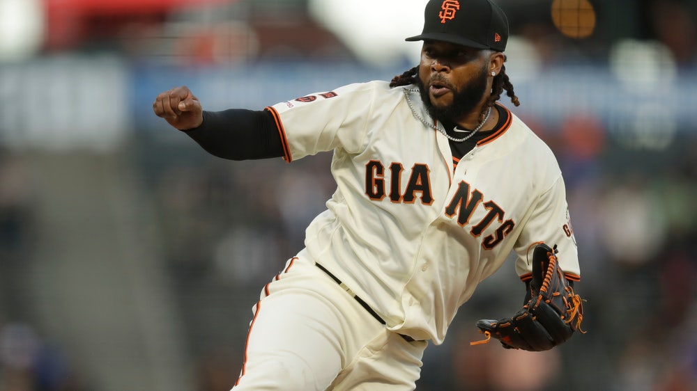 Cueto dazzles in season debut, Giants beat Pirates 5-4
