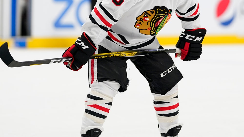 Blackhawks to play man short vs Blues